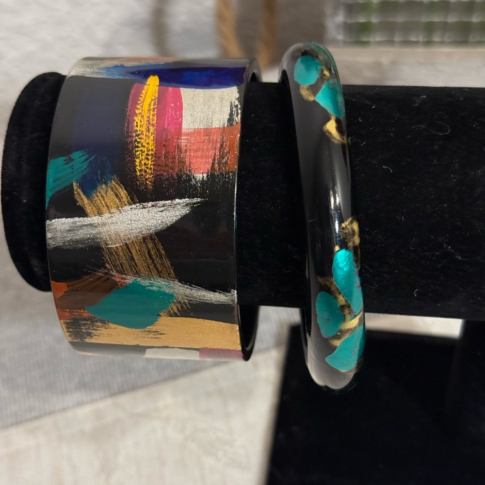 2 pc set Vintage 80's 90's Hand Painted Abstract Woman's‎ Statement Bracelets